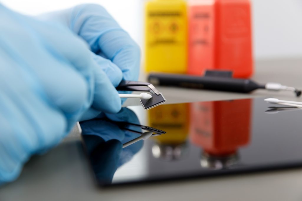 SafeLab Oberflächenanalyse Bild